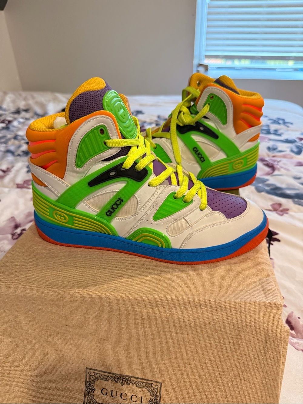 Auth Gucci Men High-Top Sneakers in White, Green, Orange, Yellow, Blue, Purple